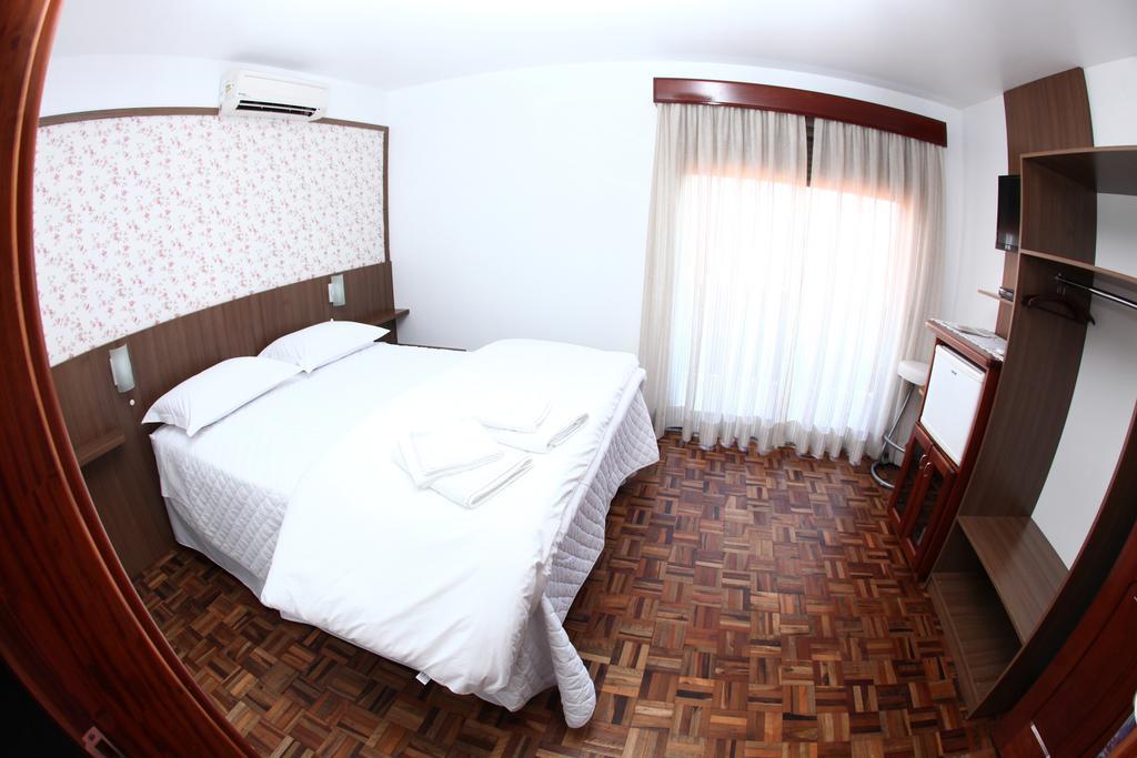 Hospedaria Gãstehaus Enzian Treze Tílias Exterior foto